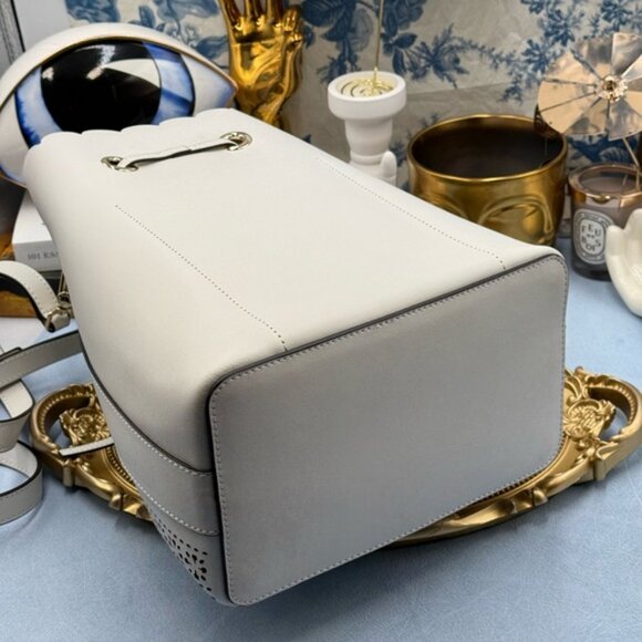 🆕 FURLA 🧿 NWOT Constanza Laser Cut Leather Drawstring Bucket Bag, Chalk - Picture 8 of 16